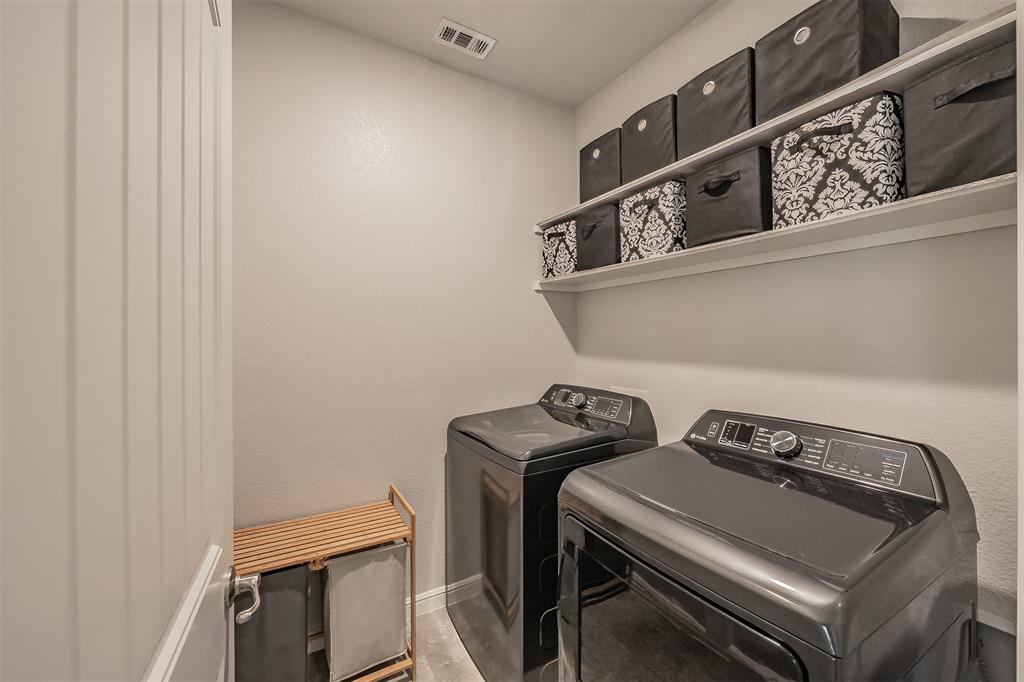 Hawthorne Mdws - Residential