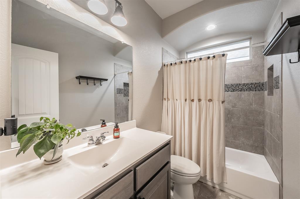 Hawthorne Mdws - Residential