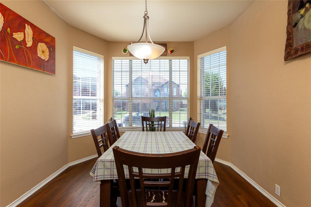 4001 Chinaberry Drive