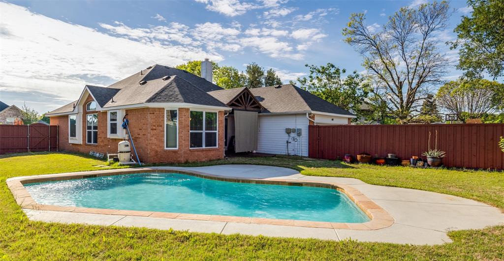 8113 Greenwood Drive