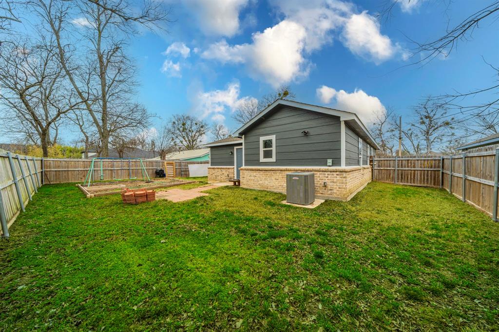 Sunny Side - Residential