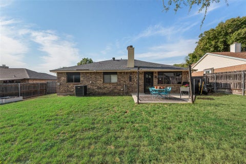 Tiny photo for 10140 Indian Mound Road, Fort Worth, TX 76108 (MLS # 21395676)