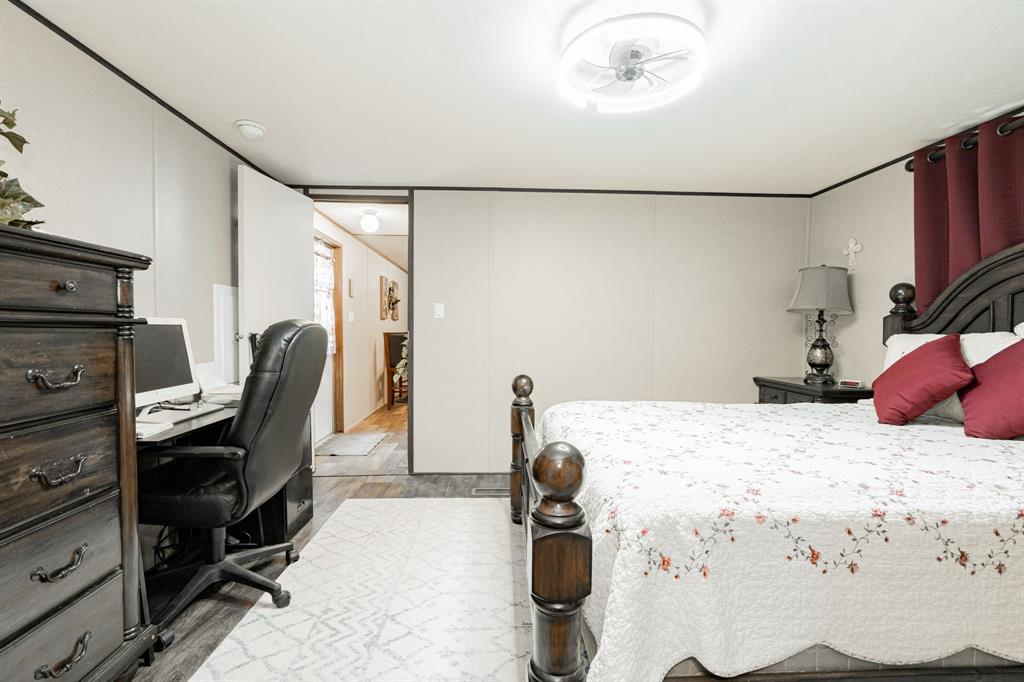 Kemp, Texas 75143, United States, 2 Bedrooms Bedrooms, ,2 BathroomsBathrooms,Residential,Active,143548