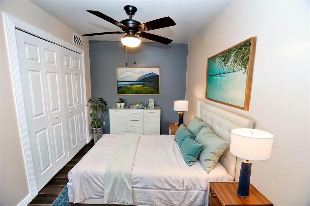 9821 Walnut Street 303