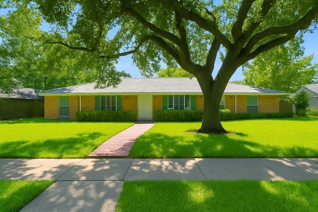 Photo for 3216 Rotan Lane, Dallas, TX 75229 (MLS # 21100953)