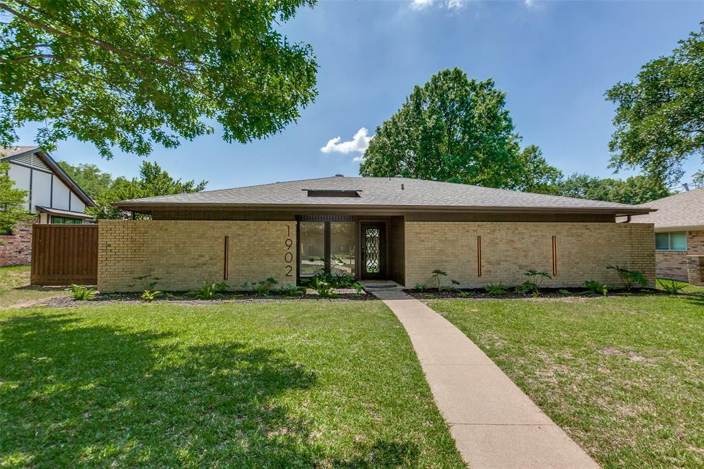 1902 Vassar Drive