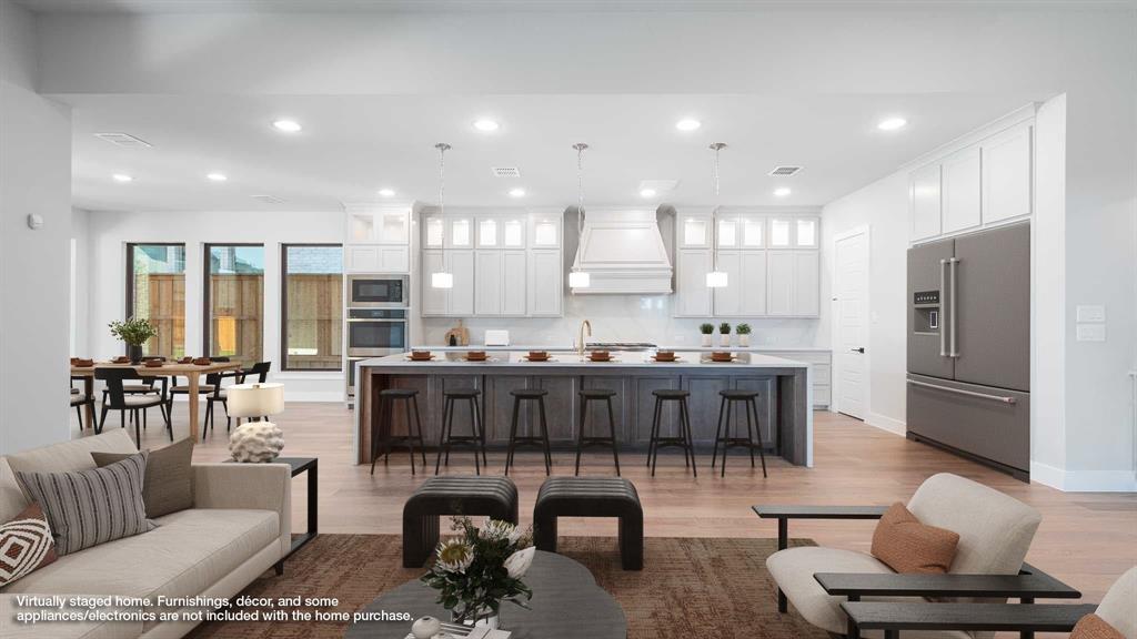 3507 Coral Hill Street