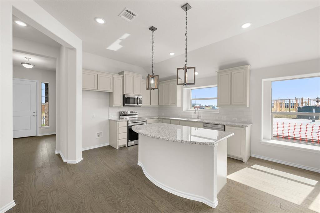 Summer Crest - Residential