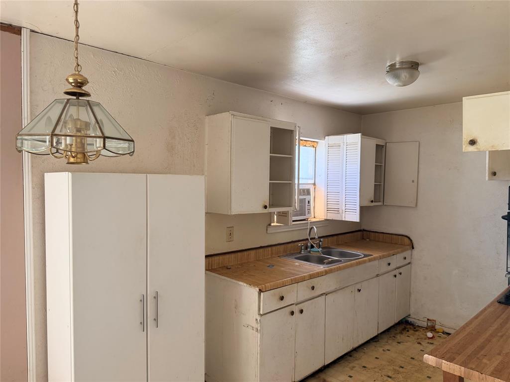 1304 Glynn Oaks Drive