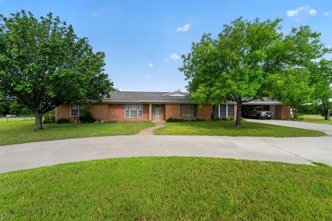 Photo of 2211 Fisher Street, Goldthwaite, TX 76844 (MLS # 21330221)