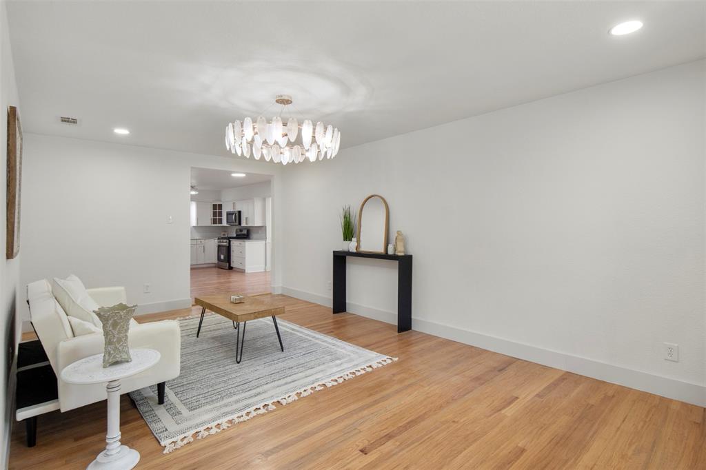 8418 Foxwood Lane