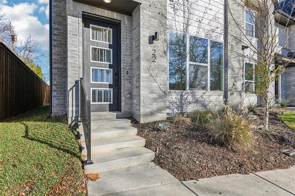 39 Raven Way