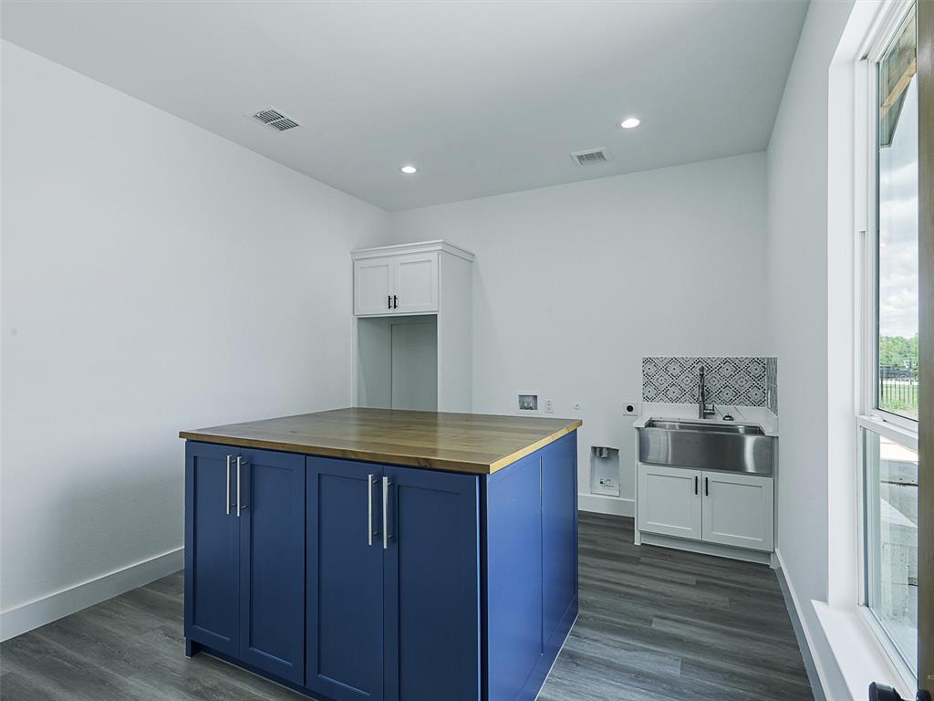 Deer Crossing - Residential