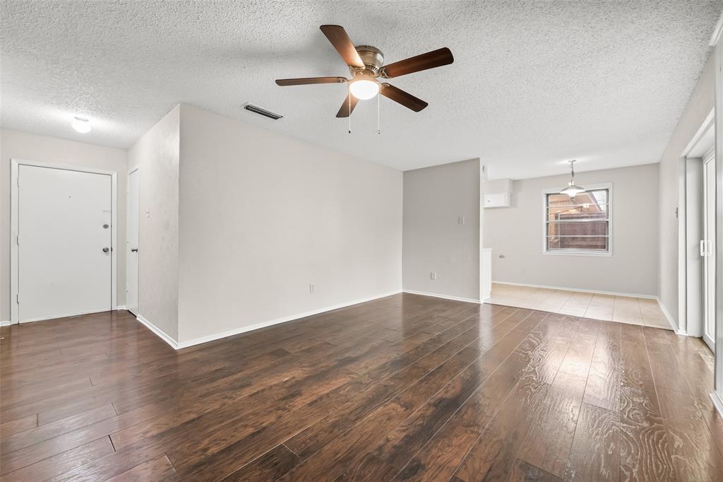 South Hills Park 02 - Residential