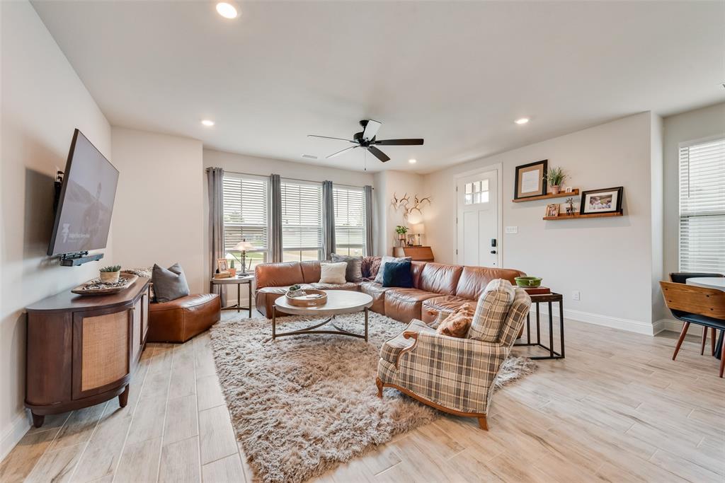 9525 Thorncrown Lane