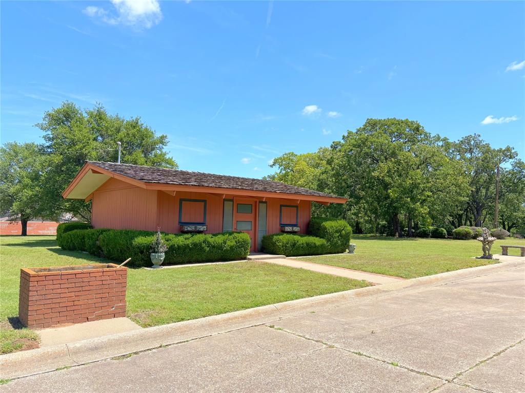 1.517 Acres more or less, Block 3421, T.E.&L. Co. - Residential