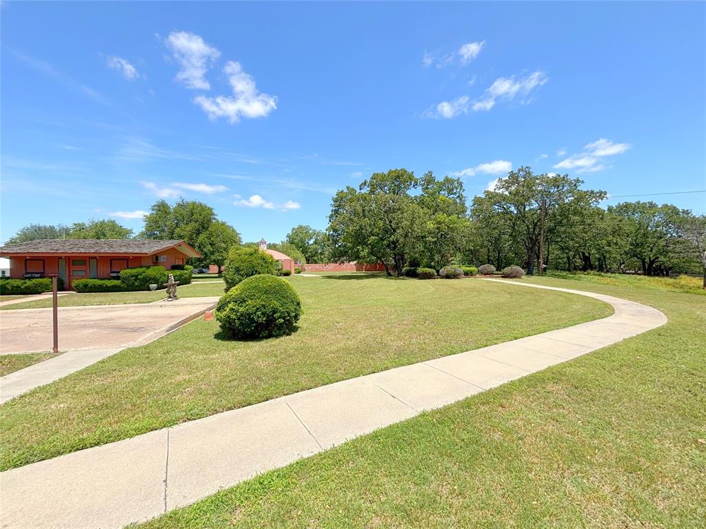 1.517 Acres more or less, Block 3421, T.E.&L. Co. - Residential