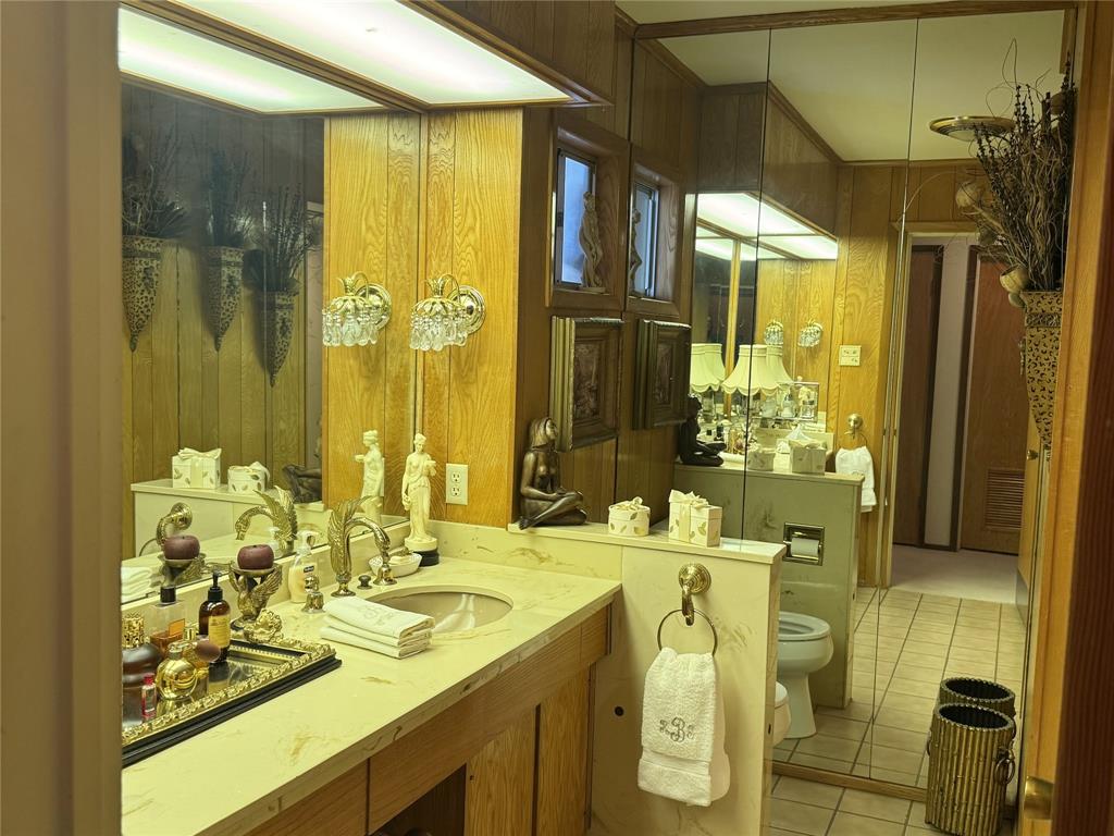 1.517 Acres more or less, Block 3421, T.E.&L. Co. - Residential