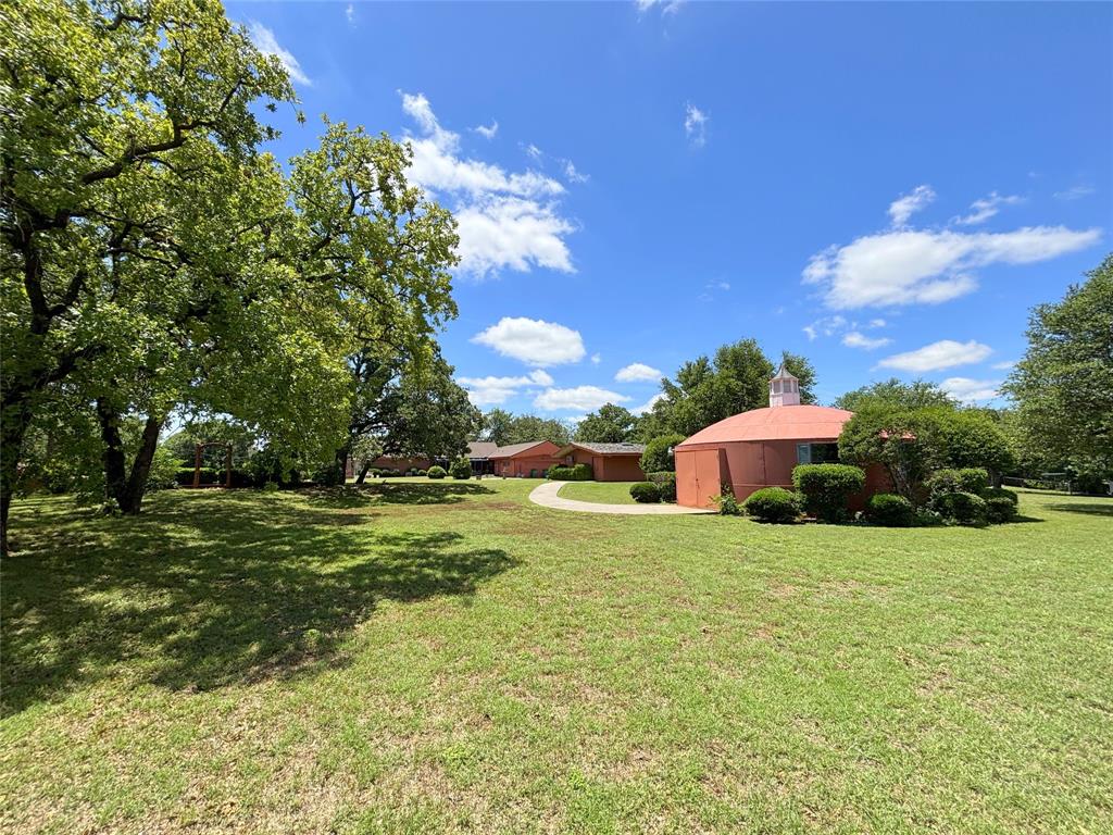 1.517 Acres more or less, Block 3421, T.E.&L. Co. - Residential