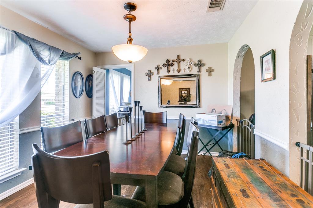 5609 Elisa Lane