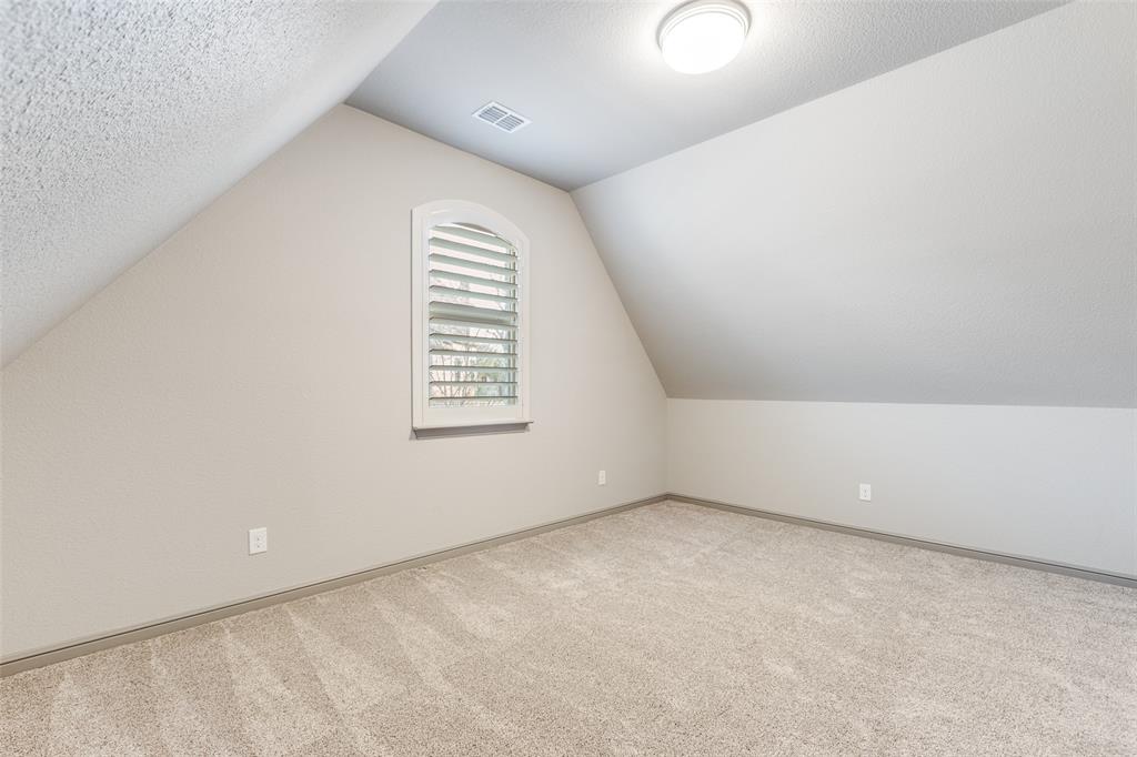 Bluffs Of Winding Creek - Residential