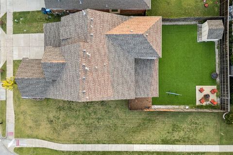 2221 Petunia Lane Rowlett TX 75089
