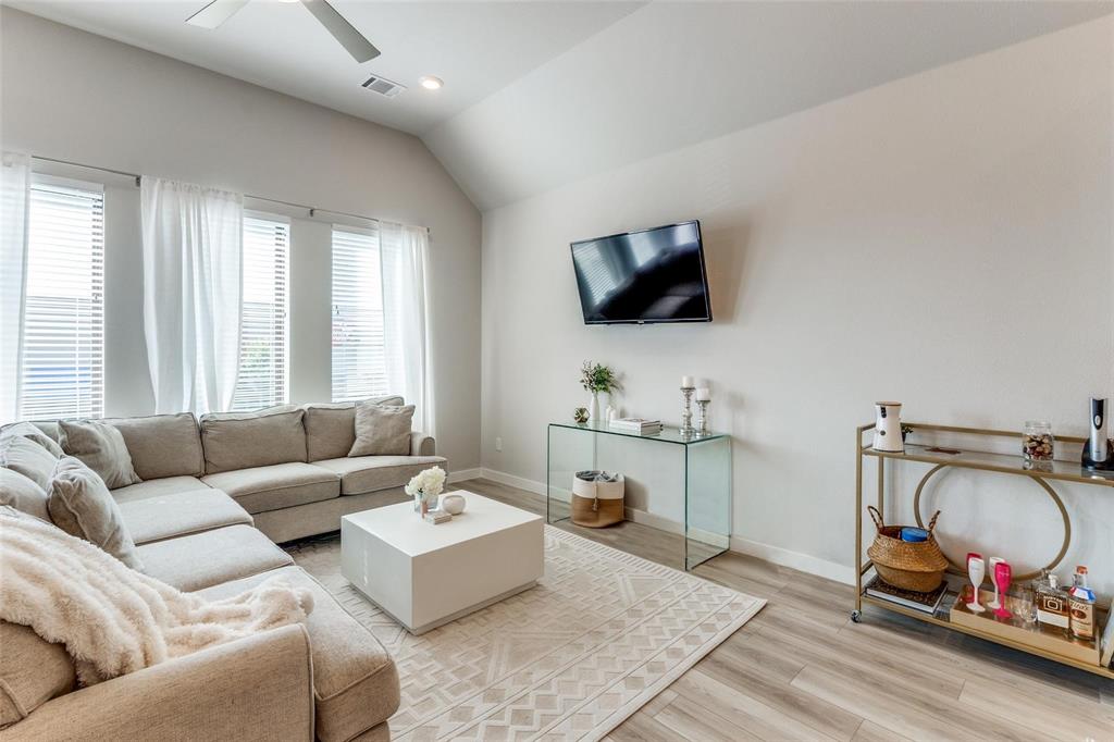 Fort Worth Ave Twnhms - Residential Lease