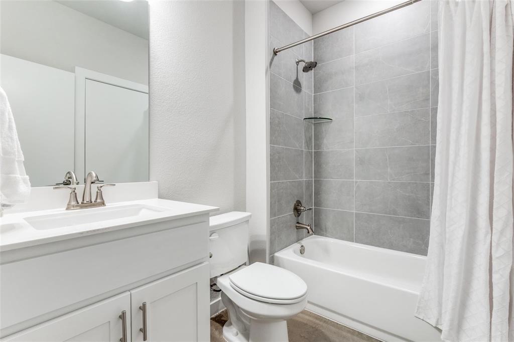 Fort Worth Ave Twnhms - Residential Lease