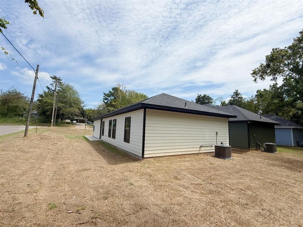 SOUTH HIGHLAND ADDN - Residential