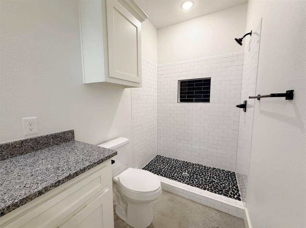 SOUTH HIGHLAND ADDN - Residential