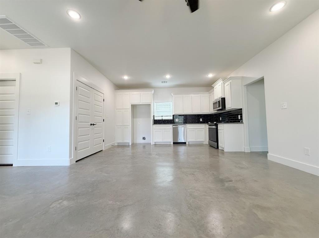 SOUTH HIGHLAND ADDN - Residential