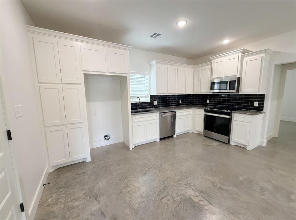 SOUTH HIGHLAND ADDN - Residential