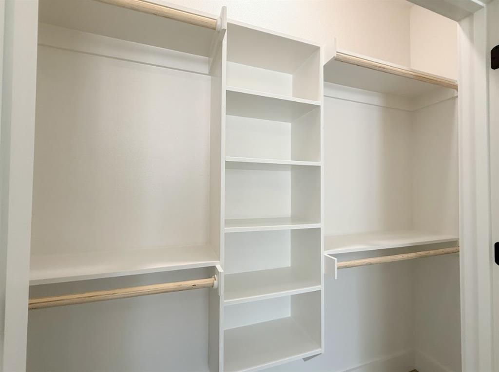 SOUTH HIGHLAND ADDN - Residential