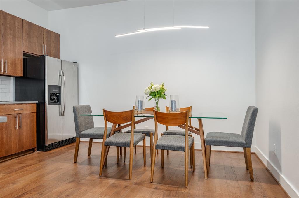 Thirty9thirty Condos - Residential