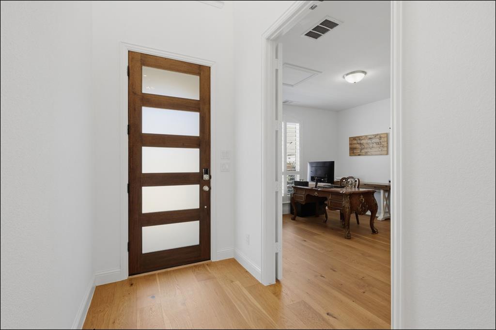 Castle Hills Ph 10c - Residential