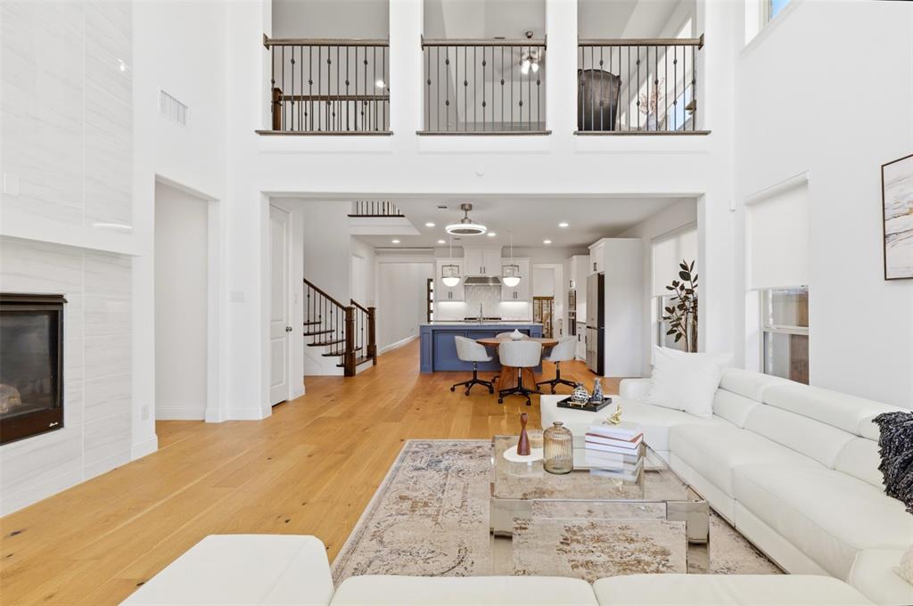 Castle Hills Ph 10c - Residential