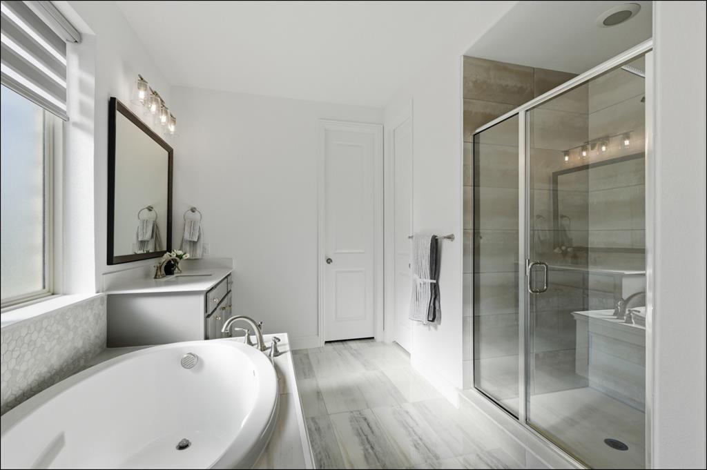 Castle Hills Ph 10c - Residential