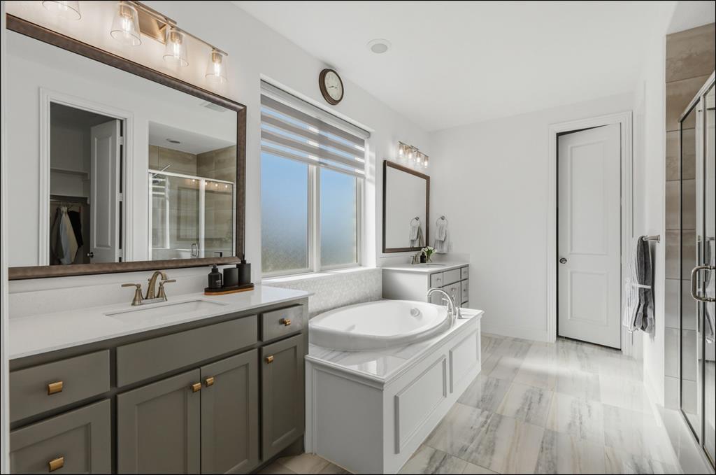 Castle Hills Ph 10c - Residential