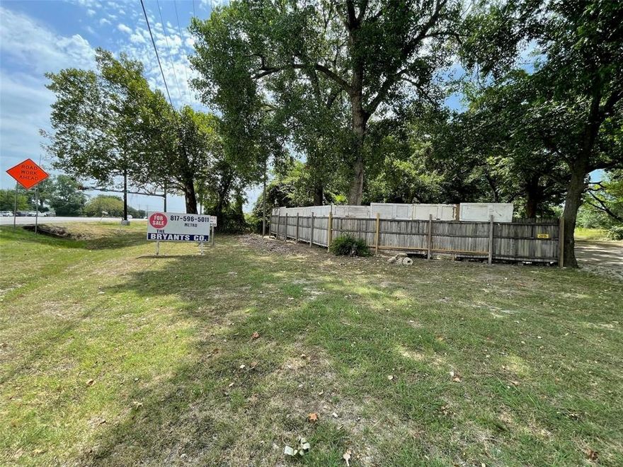 3.007 ac Commercial Location! 244ft Road Frontage on Ft Worth Hwy 
City has plans to make a street down the side of this property to Bankhead Hwy