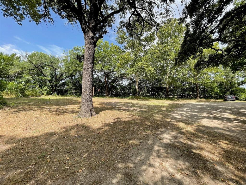 E Crockett Surv Abs 214 - Commercial Sale