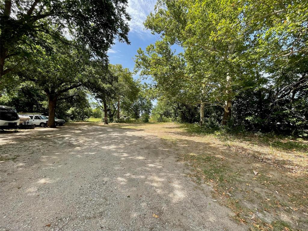 E Crockett Surv Abs 214 - Commercial Sale