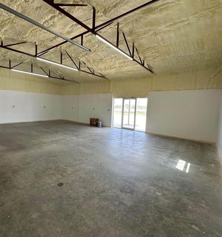 7710 E Hwy 377