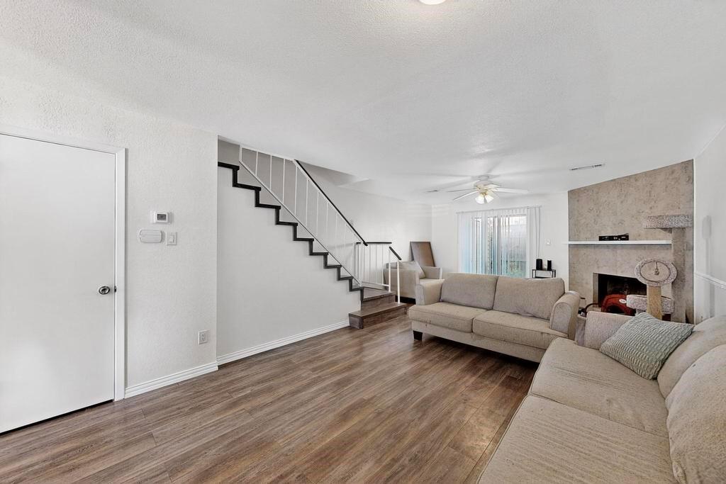 Briarpark Village #8 - Residential