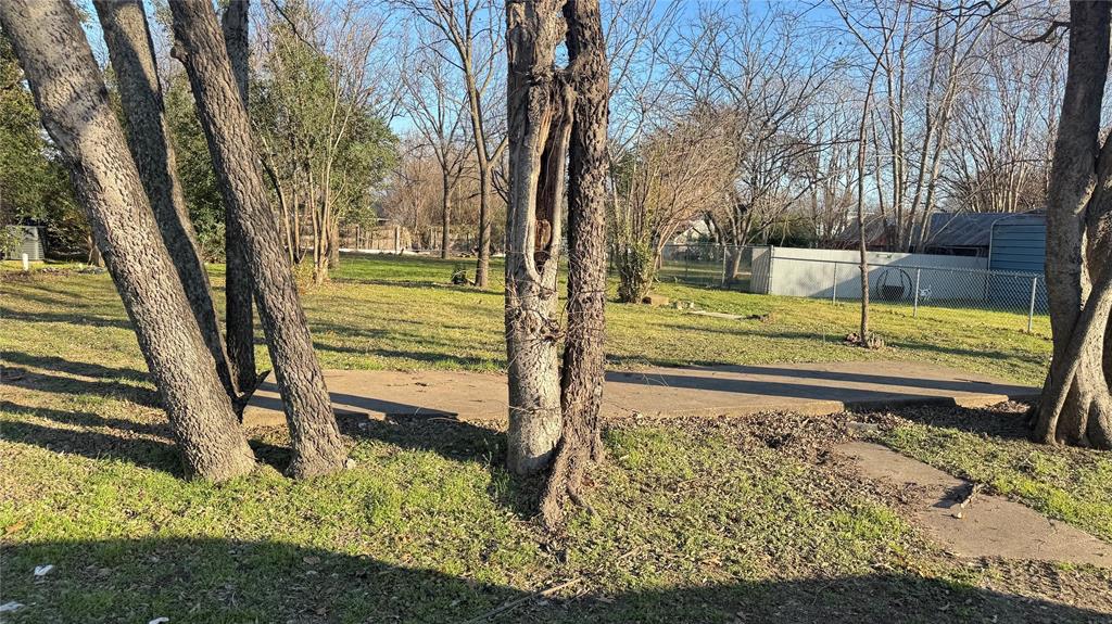 212 N Hastings Street