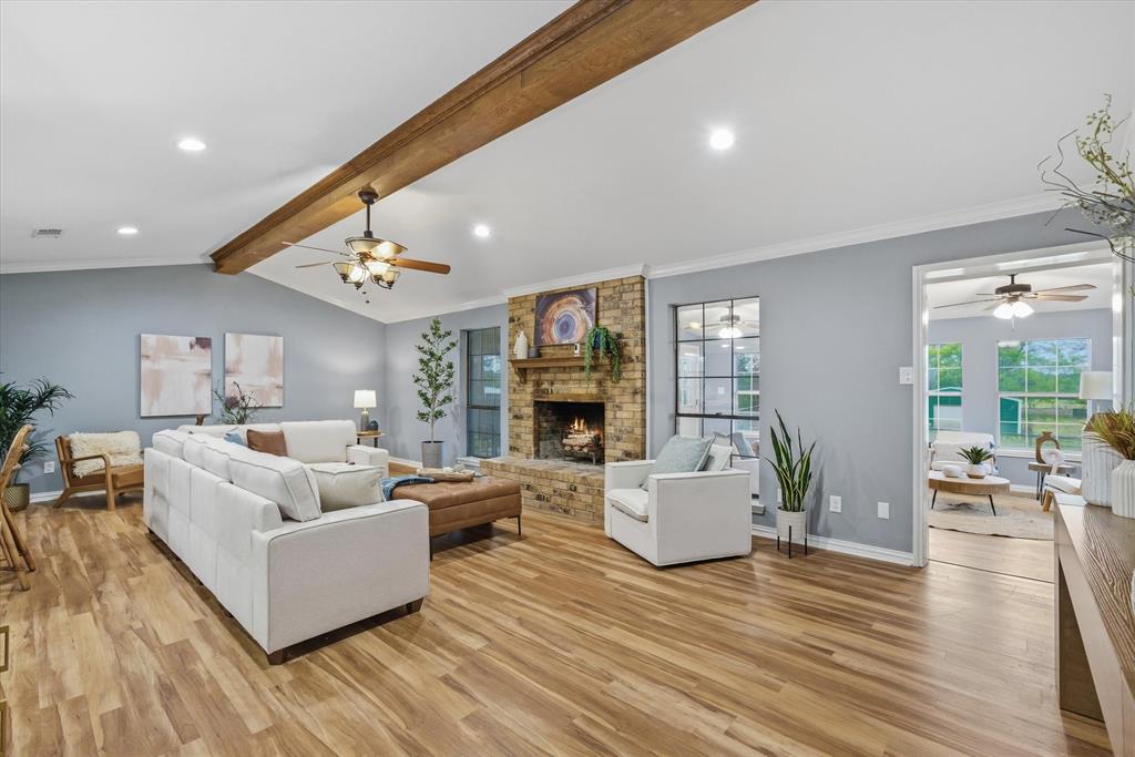 ABST A0498 E HUNT - Residential