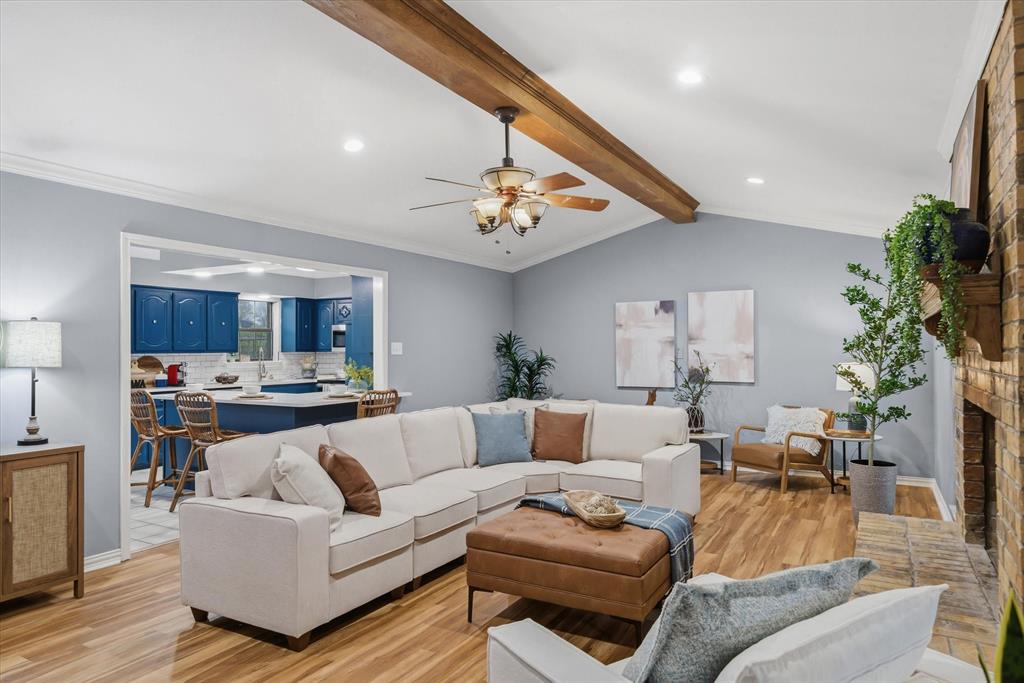 ABST A0498 E HUNT - Residential