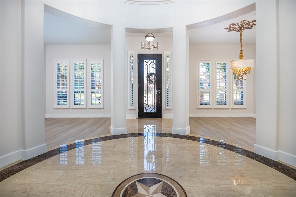 9421 Woodhurst Drive