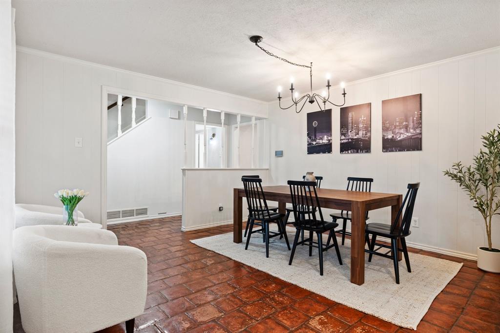 2653 Heatherwood Drive