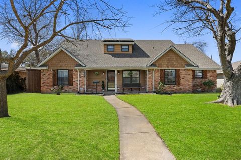 2653 Heatherwood Drive Dallas TX 75228