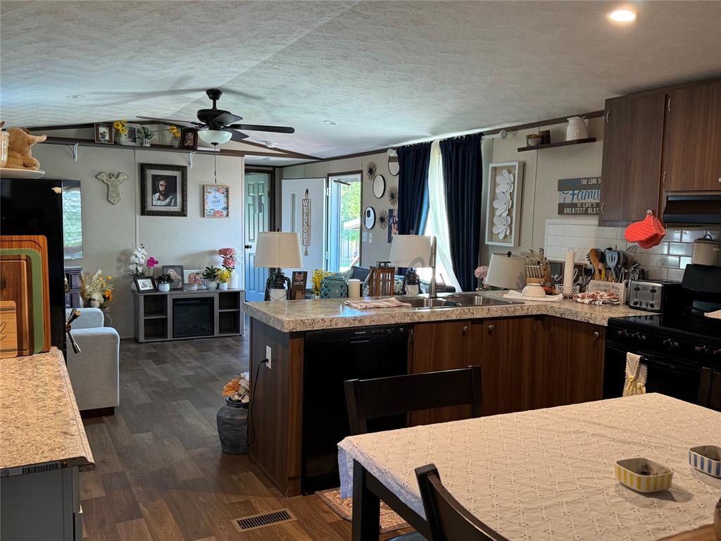 Runaway Bay - Residential